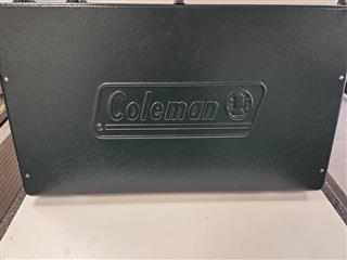COLEMAN 2 BURNER PROPANE STOVE